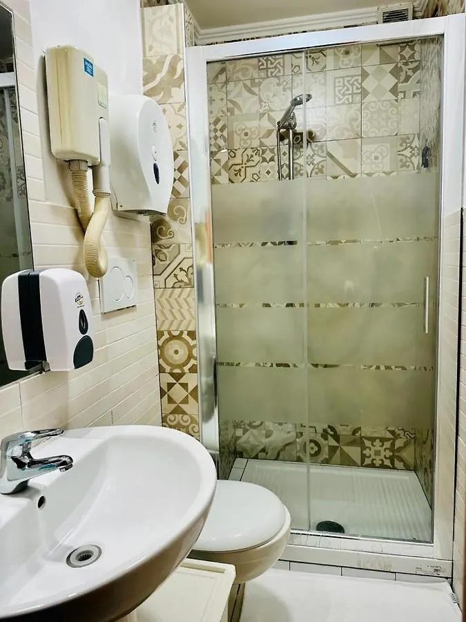 Rome Star Guesthouse Termini 0*,